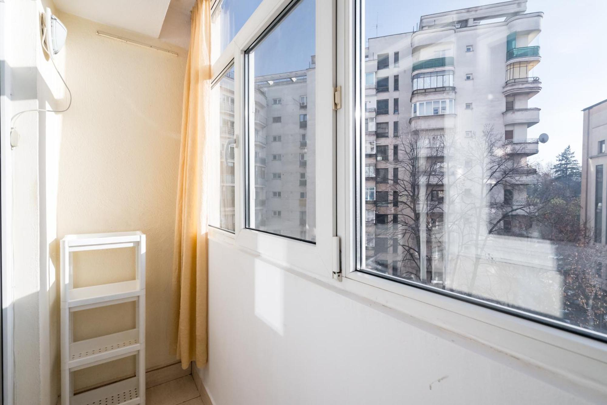 Tranquil Unirii Residence - Elegant & Spacious Living With Parking Steps From Parliament Бухарест Екстер'єр фото