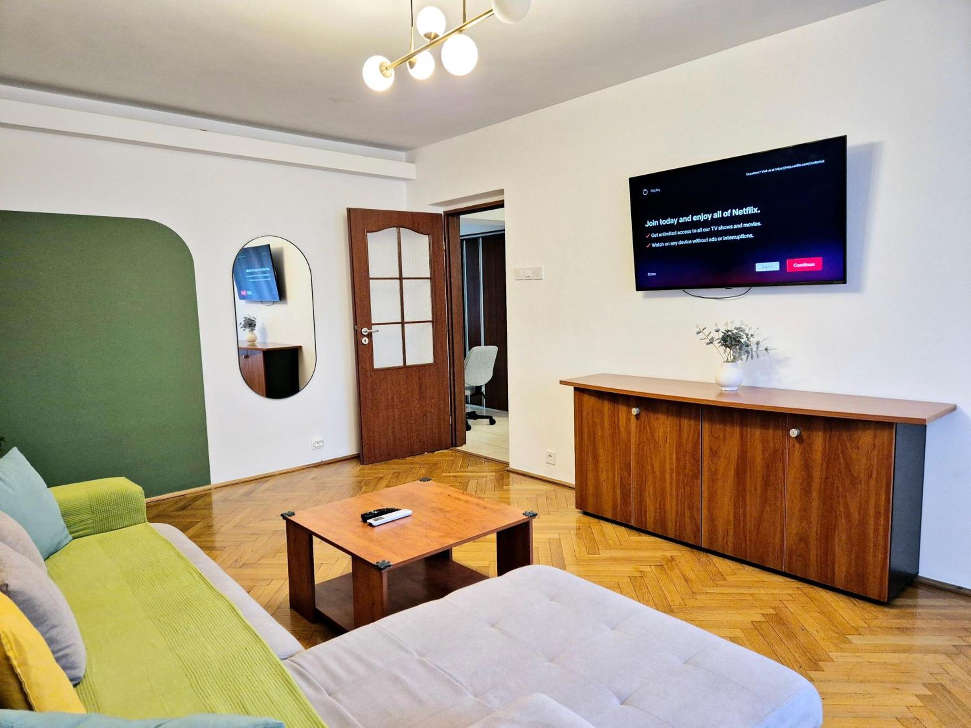 Tranquil Unirii Residence - Elegant & Spacious Living With Parking Steps From Parliament Бухарест Екстер'єр фото